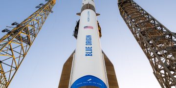 Jeff Bezos’un roketine ‘güneş fırtınası’ engeli