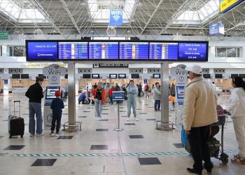 TAV, 10 ayda 100 milyon yolcuya yaklaştı