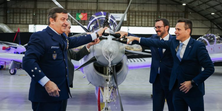 Embraer’den Portekiz’e ilk A-29N Super Tucano teslimi