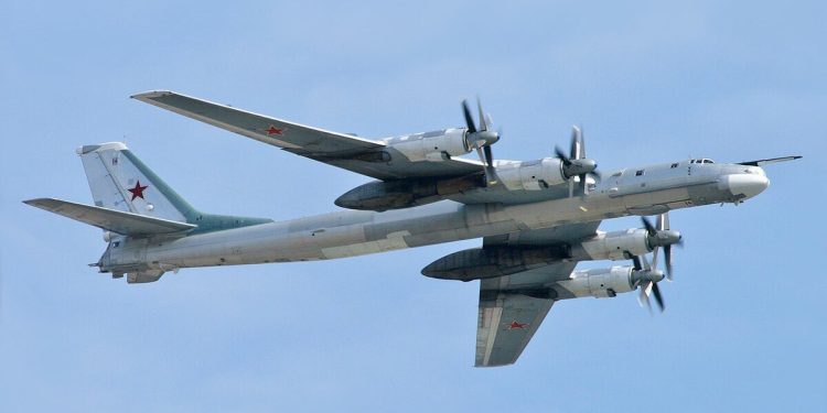 Noel öncesi Rus Tu-95MS uçuşu, NATO’yu harekete geçirdi