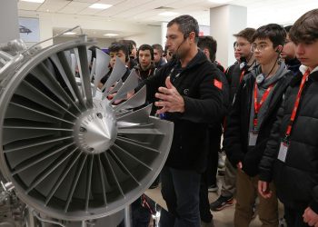 TEI, millî havacılık motorlarını öğrencilerle buluşturdu
