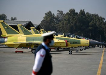 Pakistan’ın “savaşta test edilmiş” jetlerine talep artıyor