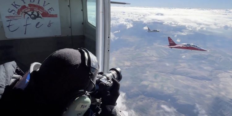 TUSAŞ’tan Hürjet ve Gökbey’li ‘Çalışan Gazeteciler Günü’ kutlaması